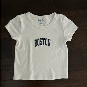 BRANDY MELVILLE BABY TEE